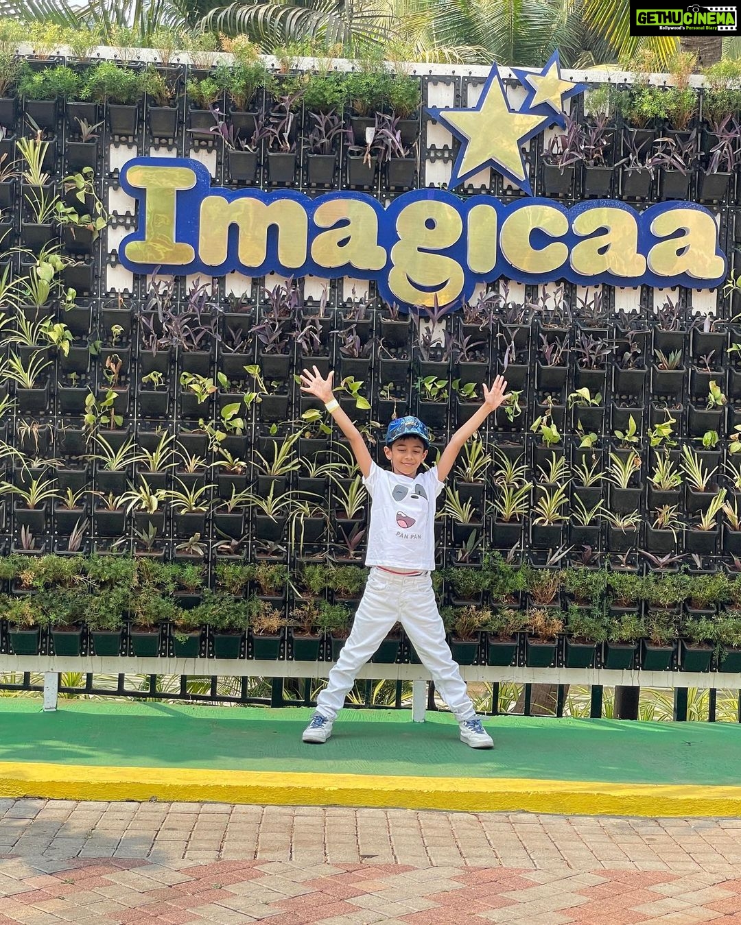 Amrapali Gupta Instagram - Imagica trip spring holiday ❤️😎#imagicadiaries #novotalimagica#trip #roadtrip #holidayseason