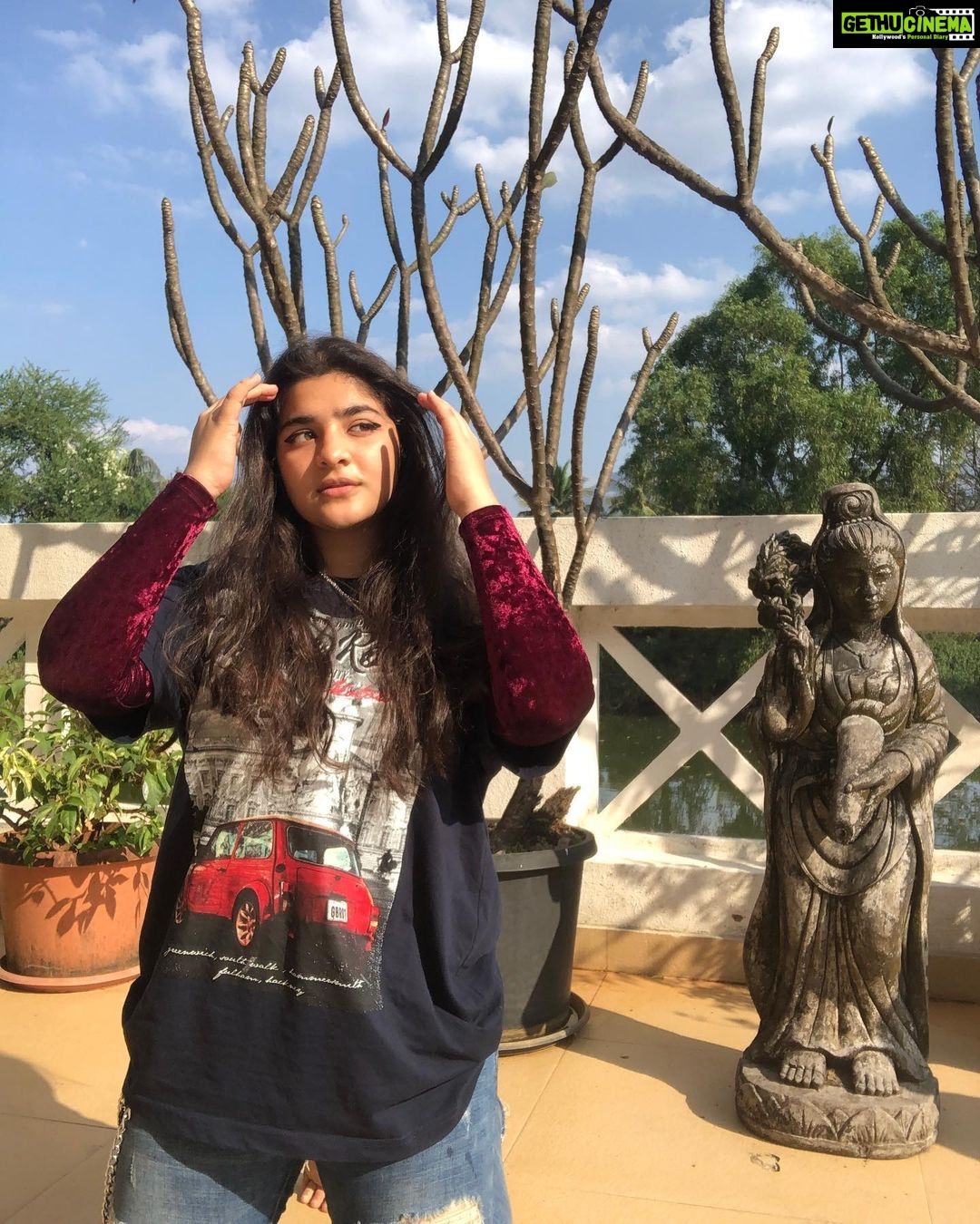 Ananya Agarwal Instagram - i got a 90’s R&B type heart🥀