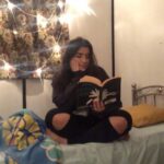 Ananya Agarwal Instagram - “i do believe something very magical can happen when you read a book” - J.K Rowling🤍