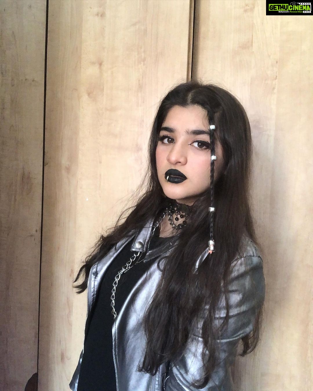 Ananya Agarwal Instagram - 🖤☠️there is no exquisite beauty without some strangeness☠️🖤