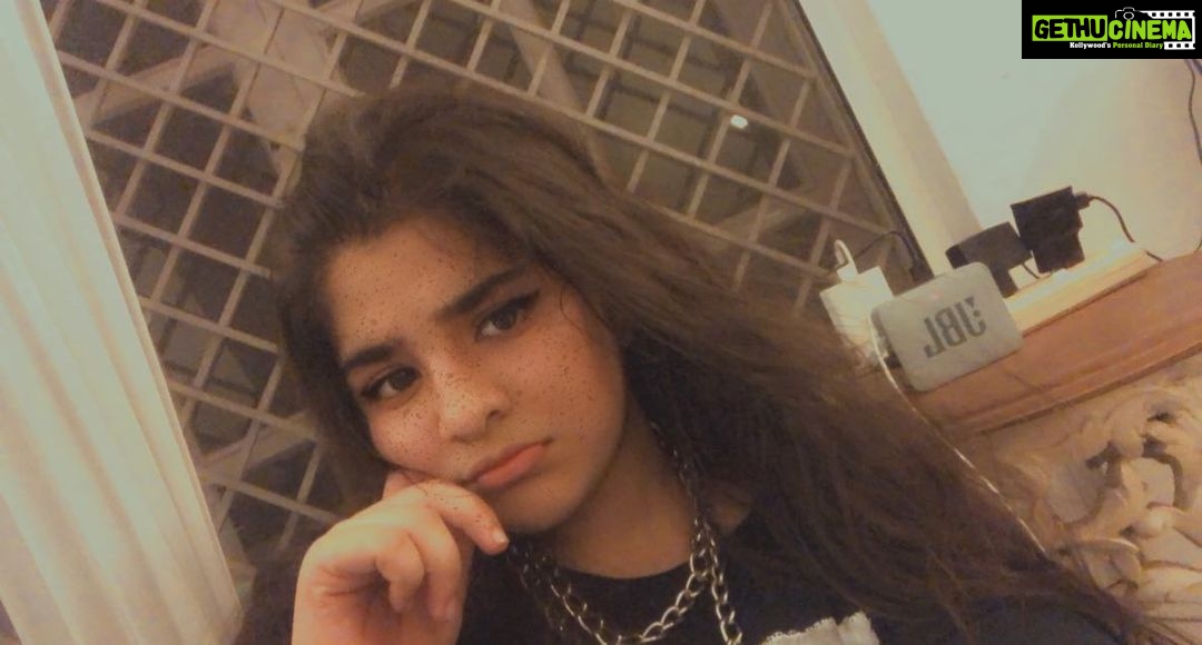 Ananya Agarwal Instagram - it’s been a while since i last posted a random selfie🖤