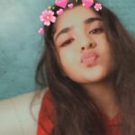 Ananya Agarwal Instagram - just a random video me doing i don’t know what😅💕🌸