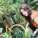 Ananya Agarwal Instagram - Crass/Class ....choice is yours.... #instagood