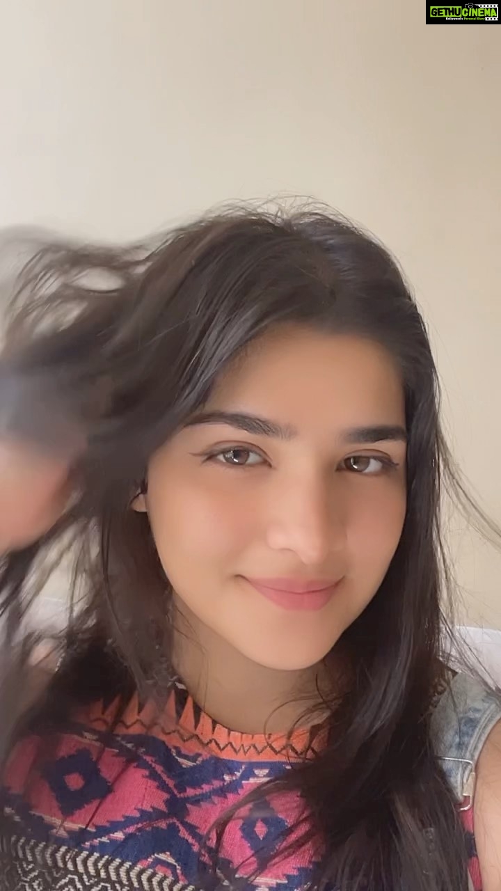 Ananya Agarwal Instagram - a shitty transition?😭
