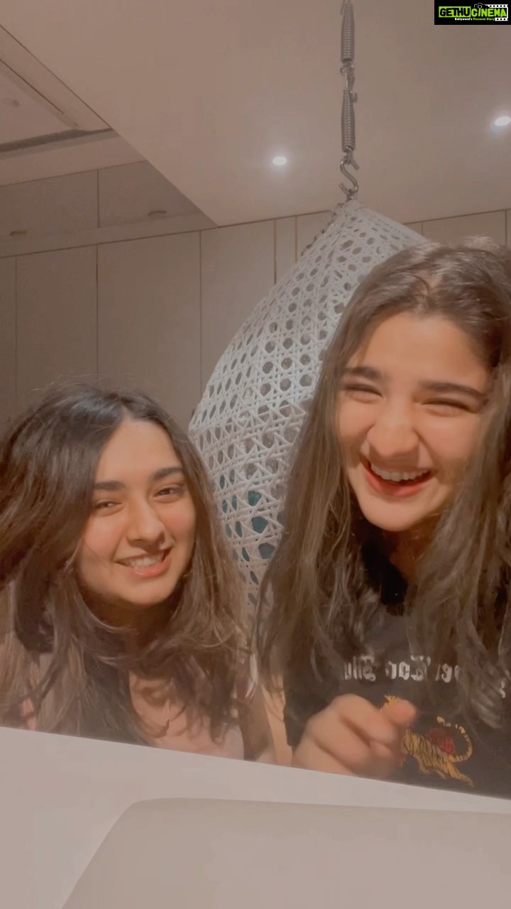 Ananya Agarwal Instagram - another day, another blooper🎉