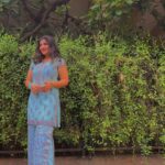 Ananya Agarwal Instagram - i stole this dress from my moms closet🤫