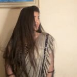 Ananya Agarwal Instagram - ps.. i cut my own hair in my bathroom only becoz i was bored 😭😭