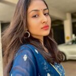 Anchal Sahu Instagram - उम्रें लगी केहते हुए दो लफ्ज़ थे एक बात थी!🌸