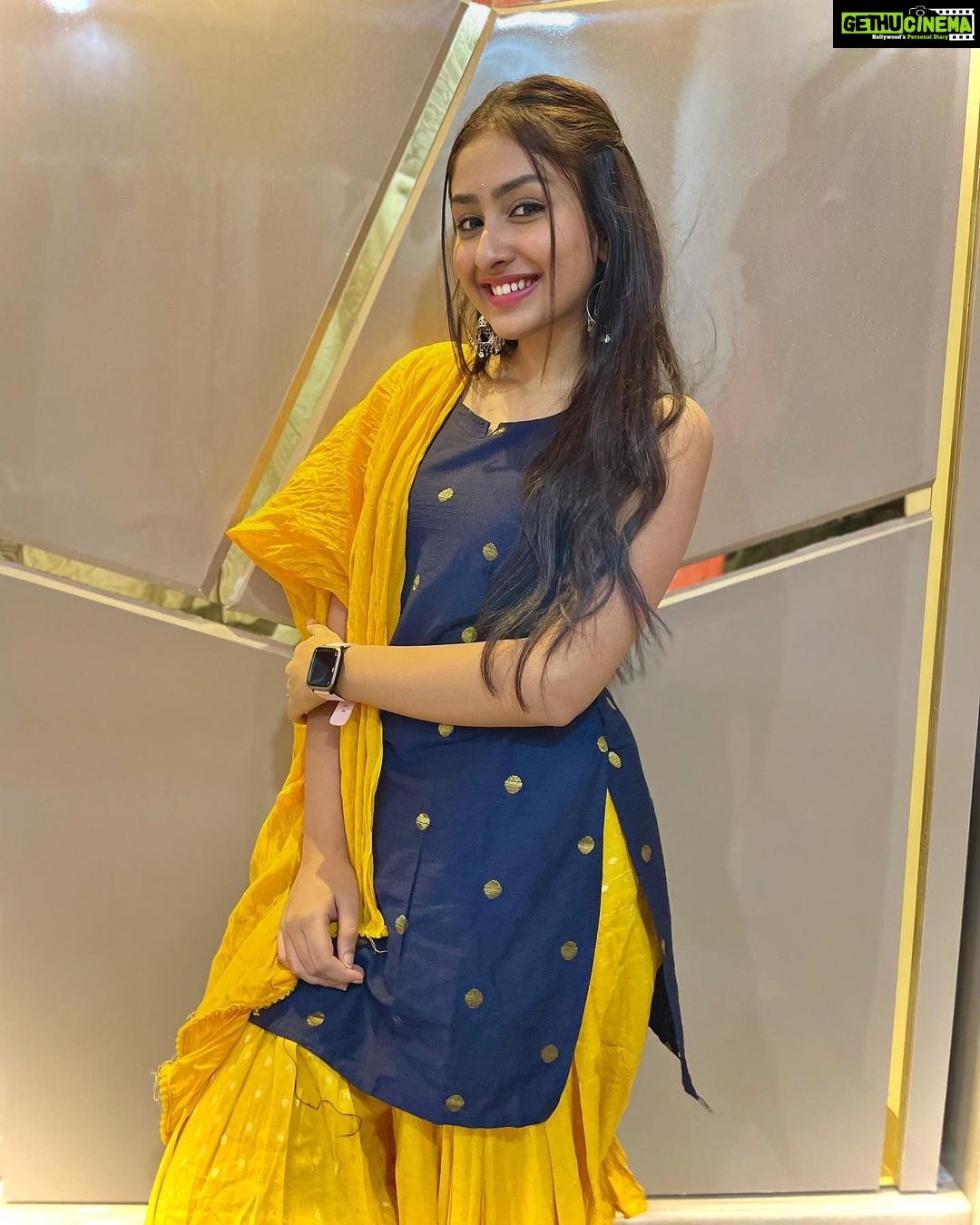 Anchal Sahu Instagram - Happy Diwali 🤍 #diwali2021