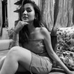 Anchal Sahu Instagram - Keeping you close….🤍 . . Outfit: @pranibynm