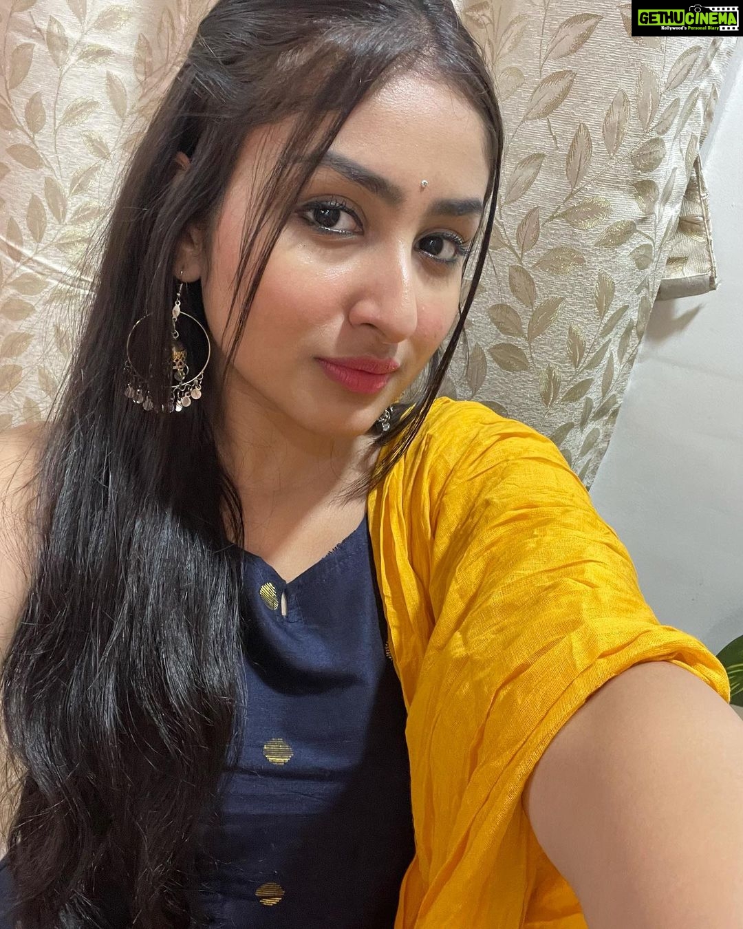 Anchal Sahu Instagram - Happy Diwali 🤍 #diwali2021