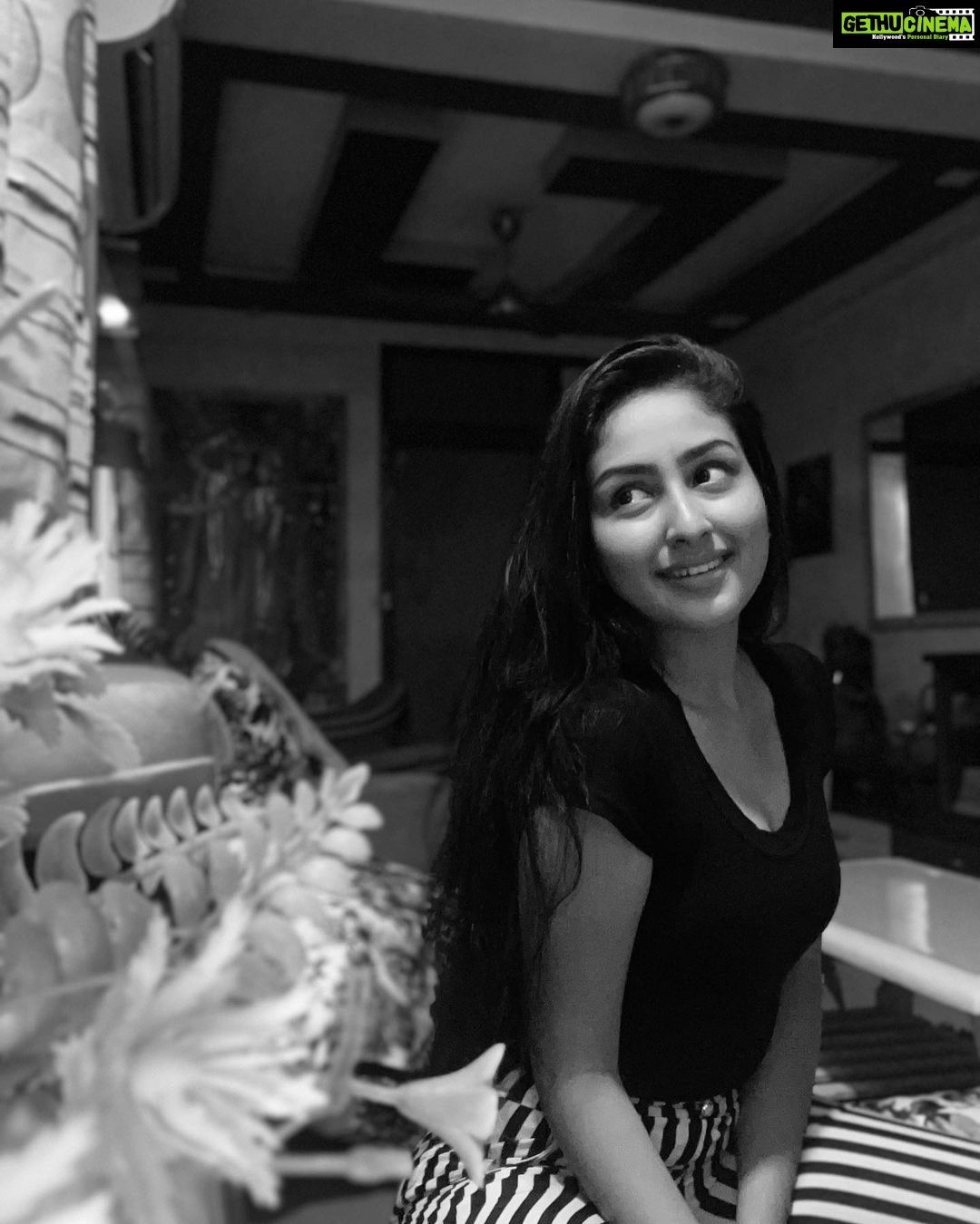 Anchal Sahu Instagram - Captions are overrated.
