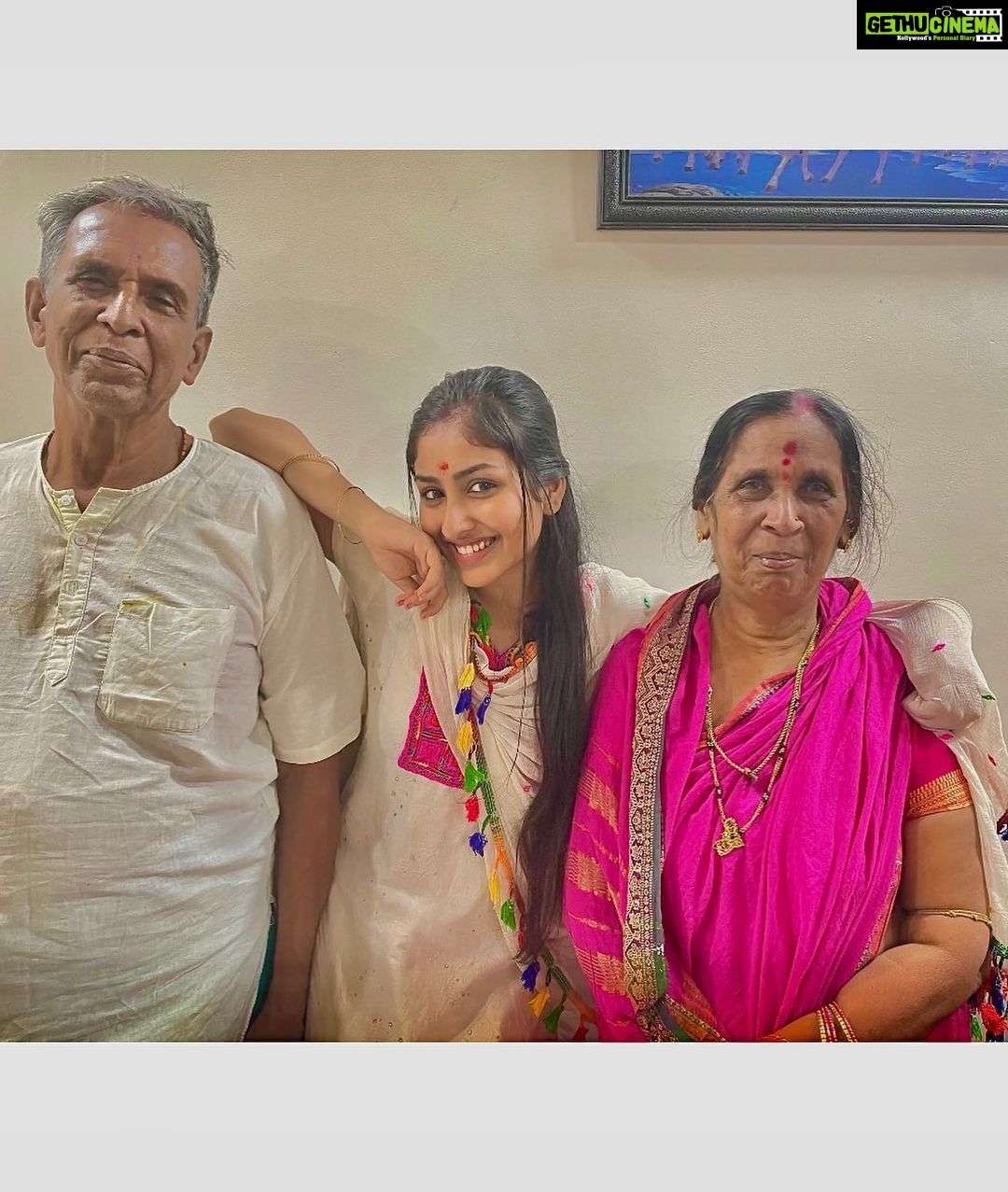 Anchal Sahu Instagram - गणेश चतुर्थी च्या हार्दिक शुभेच्छा !🤍 #ganeshchaturthi2021