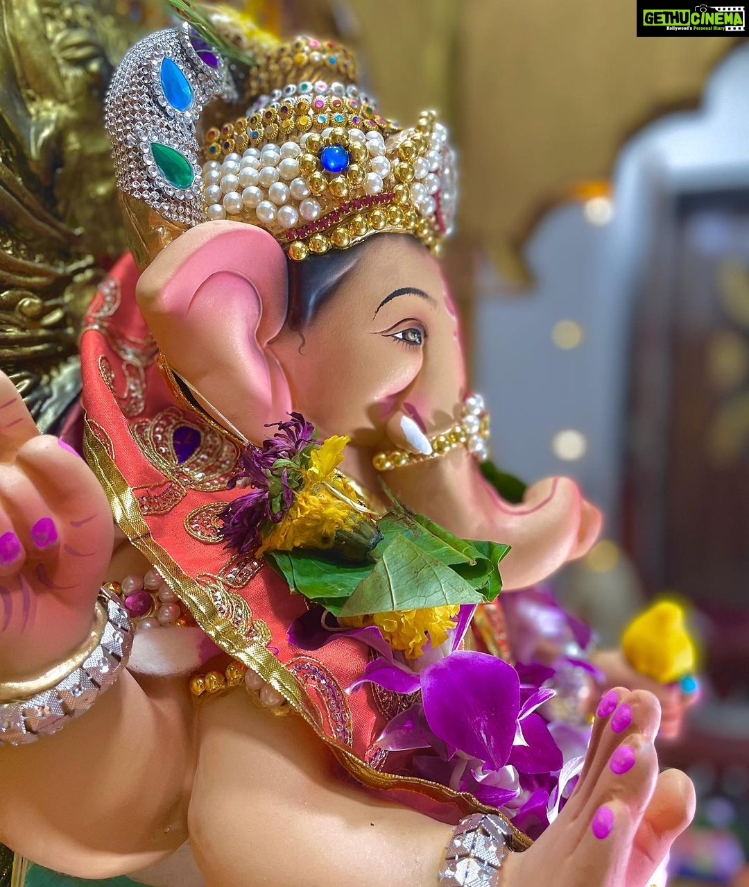 Anchal Sahu Instagram - गणेश चतुर्थी च्या हार्दिक शुभेच्छा !🤍 #ganeshchaturthi2021