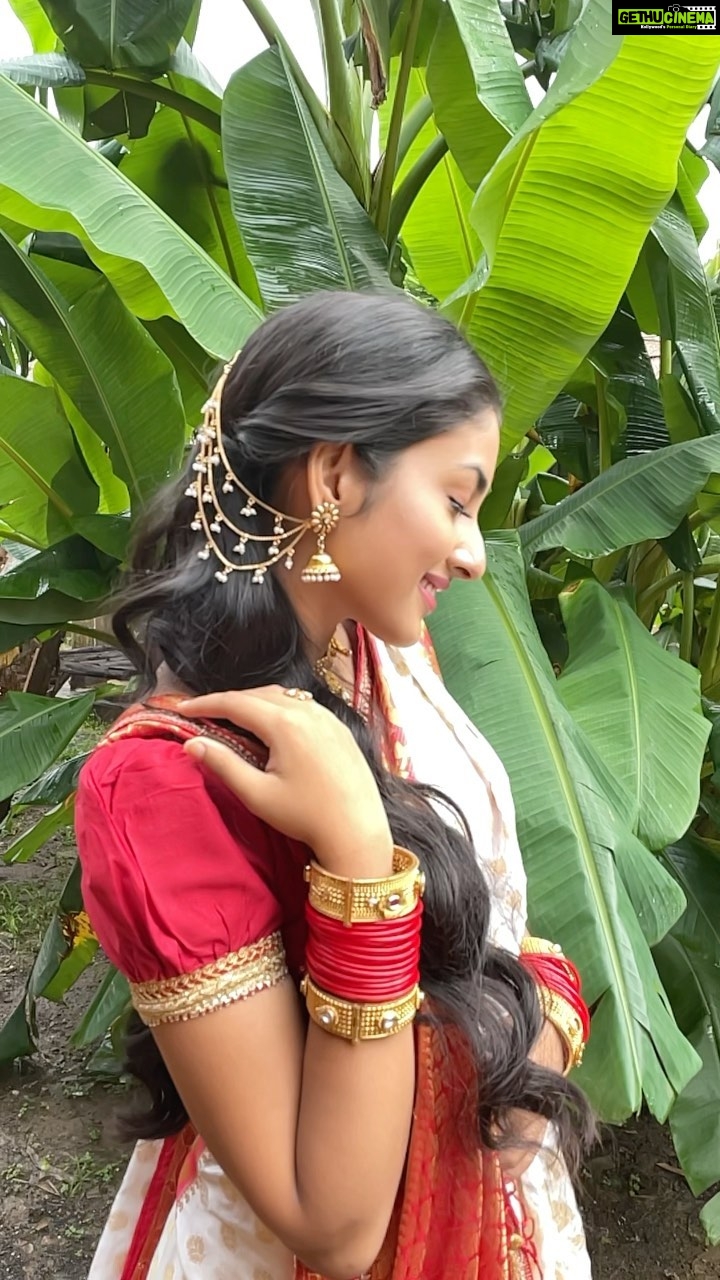 Anchal Sahu Instagram - Dhaage tod laao chandni se noor ke🌙🌹