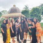 Anchal Sahu Instagram - All smiles!🤍 #barristerbabu Lake View Cafe