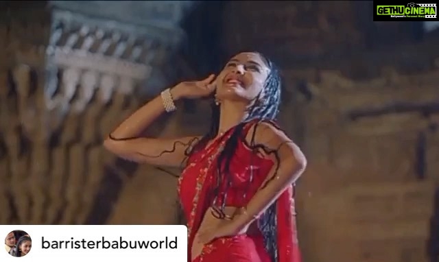Anchal Sahu Instagram - Does realisation of love feels like this? Well, Yeh toh hai Bondita ka pehla pehla pyaar❤️ . . For more exciting episodes keep watching barrister babu 8:30pm only on @colorstv