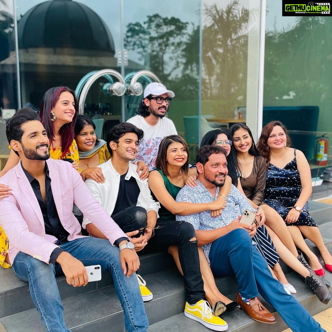 Anchal Sahu Instagram - All smiles!🤍 #barristerbabu Lake View Cafe