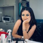 Anchal Sahu Instagram - Kal ki kisko khabar jaan-e-jaan Rok lo aaj ki raat ko…