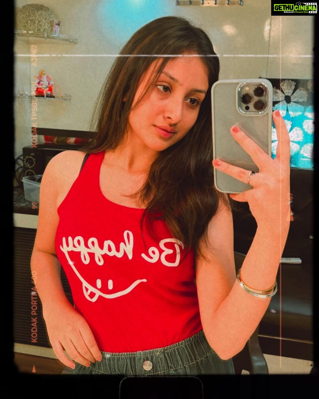 Anchal Sahu Instagram - Dil mein jaagi Ishq waali Manmarziyan..💕