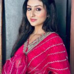 Anchal Sahu Instagram - किसी की मुस्कुराहटों पे हो निसार!💕