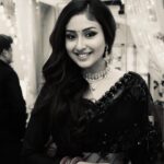 Anchal Sahu Instagram - Chalte chalte yunhi koi mil gaya tha , Sare raah chalte chalte!🌻✨