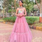 Aneri Vajani Instagram - 🌸 Outfit :- @geethikakanumilli Jewllery:- @sonisapphire HMU : @kavitaparmar_makeup_hair Styled by : @priyavajani