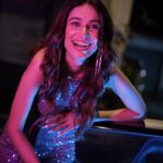Aneri Vajani Instagram – You either Disco or Kiskoooo 🕺😆 
 
 
 
Photography- @ajpictography 
Styled by @riyabhatu_ 
Managed by @mugshotmedia 
 Videographer @sandeshgoudart 
Make up @kunika_jain 
Track @bababachiii @rayhaanpatni 
 
 
 
 
#anerivajani #disco #festiveseason #december #shingbright #2022