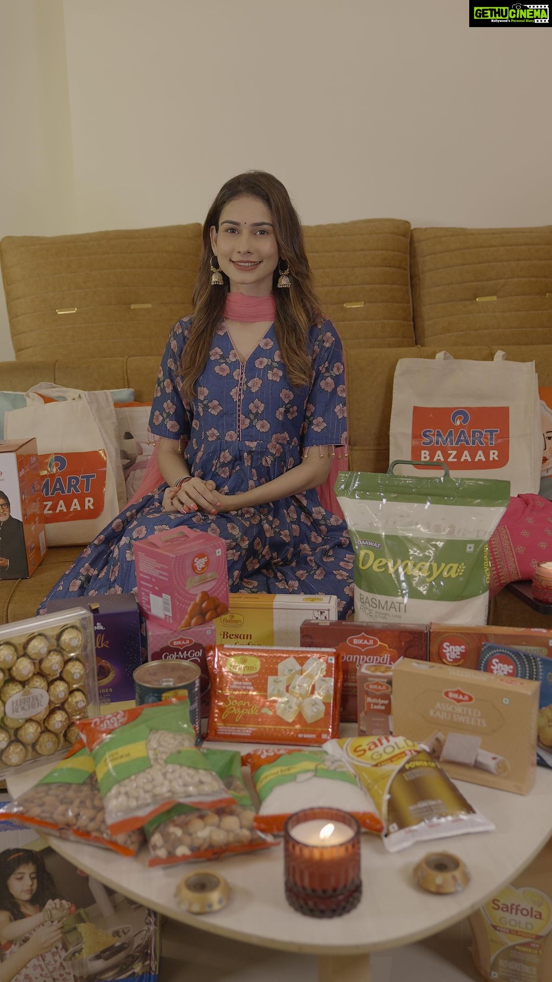 Aneri Vajani Instagram - 🥁 Festival #Bestival manayenge!!! 🥁 🎶 🎉 Aa gaya hai India’s Biggest Diwali Sale, SMART Stores Bestival Sale 14th - 24th Oct. Lots of exciting festive offers on Sweets, Dry Fruits, Chocolates, Home & Kitchen, Apparel, Electronics and more. Be Diwali Ready at your nearest #SMARTStore. #BestivalSale #SMARTBestivalSale #SMARTBazaar #SMARTSuperstore #SMARTPoints #anerivajani #Diwali #diwalishopping