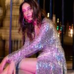 Aneri Vajani Instagram - 2023 We are Readyyy for you!!!! 💫💫 Happy New year 🌸 Photography- @ajpictography Styled by @riyabhatu_ Managed by @mugshotmedia Make up @kunika_jain Nails : @nailed_it_nailsss #anerivajani #newyear #2023 #bringiton