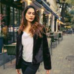 Aneri Vajani Instagram - On the streets of Kazakhstan 🇰🇿 #SnugTogetherByAND #anerivajani #explore #kazakhstan #FallWinter2022 #ANDWoman #StyleByAND @stylebyand @goldcoastfilmsofficial Kazasthan Almaty