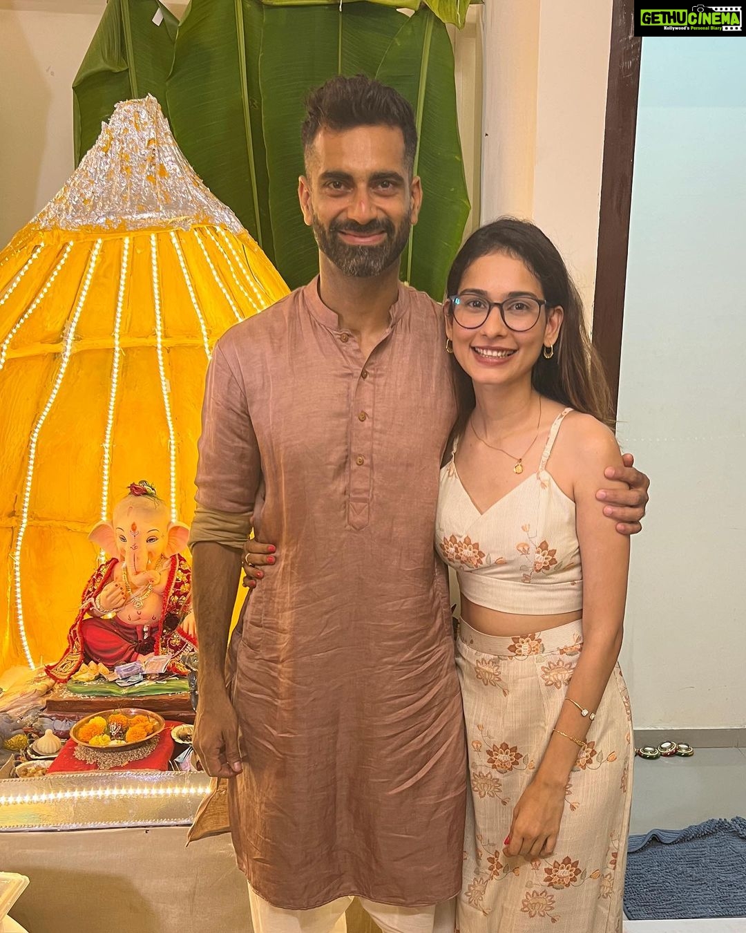 Aneri Vajani Instagram - Ganpati Bappa Morya 💫♥️ part 2