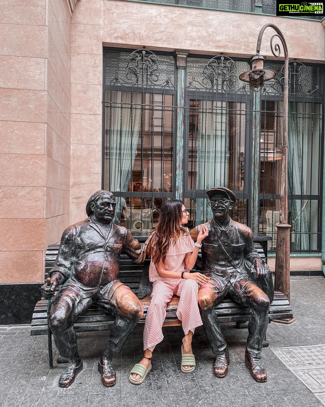 Aneri Vajani Instagram - #JustAneriThings π«π @veromodaindia @tbilisimarriott @goldcoastfilmsofficial #VEROMODATravelDiaries #justanerithings #anerivajani #anerians #AutumnWinter22 #AW22 #TravelTrendsWithVEROMODA #VEROMODAOnVacations #VEROMODAINDIA #VEROMODAWomen Tibilisi,Georgia