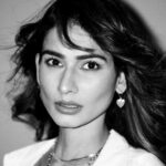 Aneri Vajani Instagram - Audrey Hepburn Vibes 💫🖤 #anerivajani #audreyhepburn #blackandwhite #love #vibes
