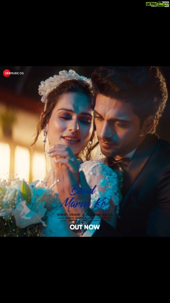 Aneri Vajani Instagram - Ever imagined a phase in life without your loved one by your side ? 🥹 #BaadMarneKe OUT NOW! Link in my Bio @vajanianeri @aakashahuja @mamtamuzik @me_badash @dhruwal.patel @jigarmulani @zeemusiccompany @rhythmsanadhya @narendramohanfilms #anerivajani #aakashahuja #zeemusiccompany #baadmarne
