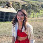 Aneri Vajani Instagram - Bhag bhag 🦁 ayaa!! 😆 Styled by : @stylebysaachivj Team : @vanita_parihar01 #anerivajani #kkk12 #colors #lionking #whatabeauty