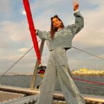 Aneri Vajani Instagram - 💙 Styled : @priyavajani 👗: @sthal.a #anerivajani #kkk12 #sailing #capetownsouthafrica #gratitude #colors