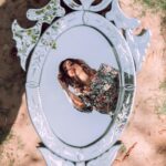 Aneri Vajani Instagram - Mirror mirror …. Kher chodo 😆