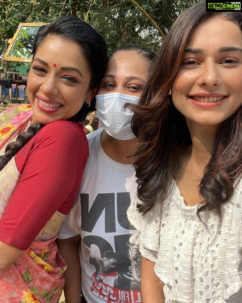Aneri Vajani Instagram - Happiest birthday My RGM I love you with all my heart!!!!!! May you have the best day and the best year ever , you deserve the world and more ! ♥️🤗 #anerivajani #rupaliganguly #birthdaygirl #birthdayvibes #ariesbond #missyou
