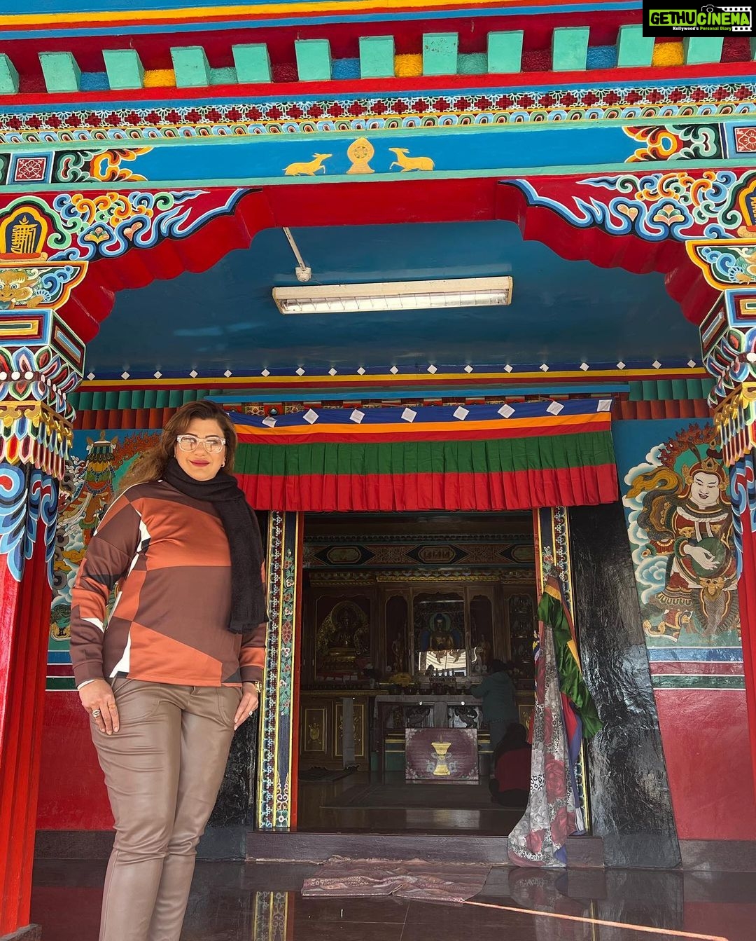 Anisha Hinduja Instagram - The #buddist #monestary #mussorie #blissful #beauty #gold #gratitude #peaceful #me