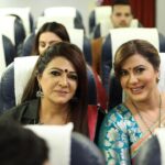 Anisha Hinduja Instagram - Chalo ji 👋 ready to #takeoff #luthra #family #kundalibhagya #fun #holidays