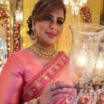 Anisha Hinduja Instagram – Wishing you all a very Happy Diwali 🪔 

#happydiwali #festive #lights #prayers 
#blessings #happynewyear #lovetoall ❤️❤️
