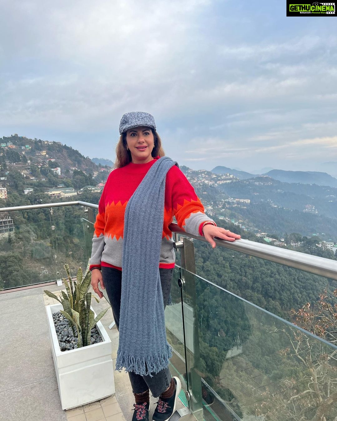 Anisha Hinduja Instagram - Happy New Year to all ❤️❤️ #welcome2023 #love #happiness #laugh #enjoy #behappy #gratitude