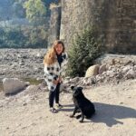 Anisha Hinduja Instagram - On the receiving end with open arms #happiness #peaceofmind #contentment #open #gratitude #dam #coldweather Rishikesh