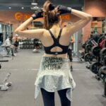 Anjum Fakih Instagram - I will never break up with my gym… cuz we just seem to workout… 💪🏼 #gymfie #anjumfakih Why Not Fitness