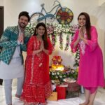 Anjum Fakih Instagram - सर्वांना गणेश चतुर्थीच्या हार्दिक शुभेच्छा… देव आम्हा सर्वांना सदबुद्धी आणि आशीर्वाद देवो… 🙏🏼 #HappyGaneshChaturthi . Outfit @kanikavermaofficial