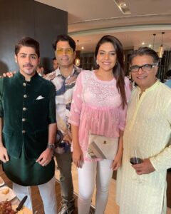 Anjum Fakih Instagram - Heartiest congratulations to the new parents to be @vinnyaroradhoopar & @dheerajdhoopar May you be blessed immensely and my best wishes and luck for the new adventure & sleepless nights  he he ❤️❤️❤️