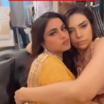 Anjum Fakih Instagram - Happy people make memories happier… With the buoys 😃🥰❤️ #badeacchelagtehain2 #sonytv