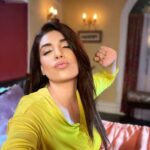 Anjum Fakih Instagram - Hello ji ✌🏼 #shrishti #kundalibhagya