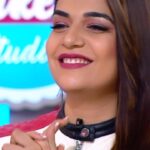 Anjum Fakih Instagram - A special poem written by me,dedicated to the show and the contestants… it may sound average but you can’t deny the fact that it’s written wholeheartedly… when I was approached by the makers to be a celebrity guest on the show,the creative team convinced me to write a poem and specially use the word “super bakers” (that’s how they address their contestants) I believe they loved it… Hope you peeps like it too… ❤️🫶🏼❤️🫶🏼❤️ #alpenliebejuztjelly Baker’s Studio Tonight at 7pm On zee tv #zee5 #anjumfakih #poem #merrychristmas